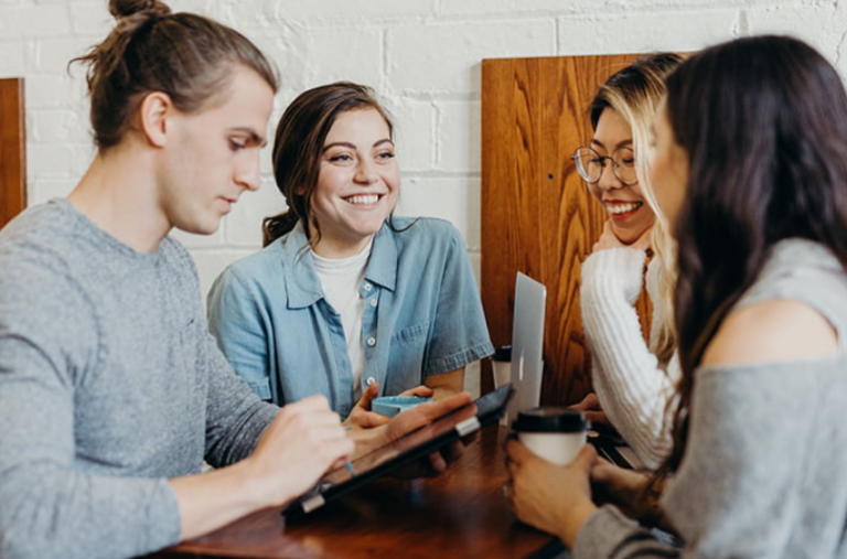 Plataforma de Marketplace Hallo para Sicredi Impulsiona Negócios Online
